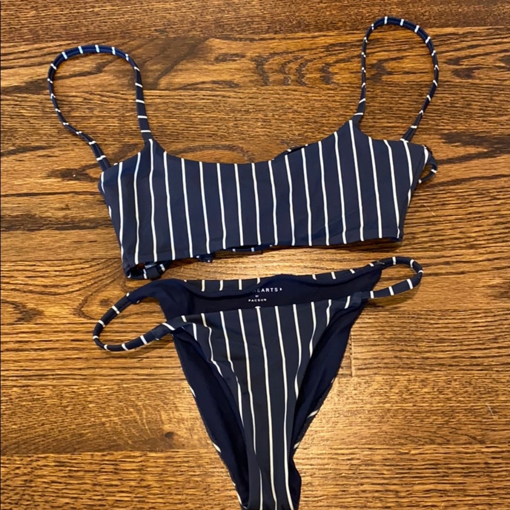 la hearts bikini set